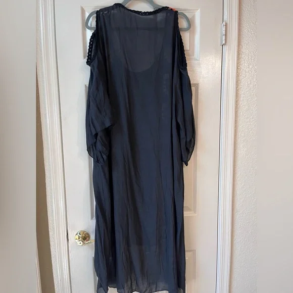 Chic Black Crochet Trim Swim Coverup - Picture 2 of 7